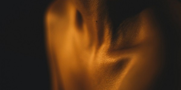 Zakwasy na klatce piersiowej