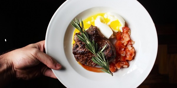 Żelazo – pierwiastek siły i wytrzymałości